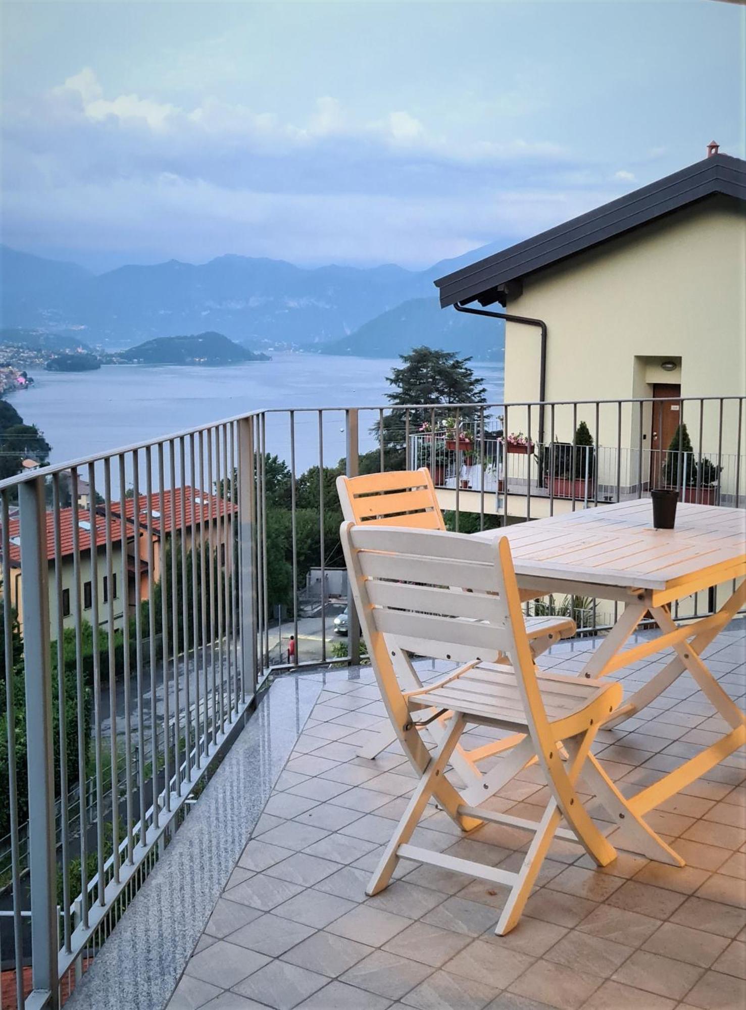 Vista Dolce Isola _ Lakeview Pool, Terrace & Garden Apartment Argegno Rum bild